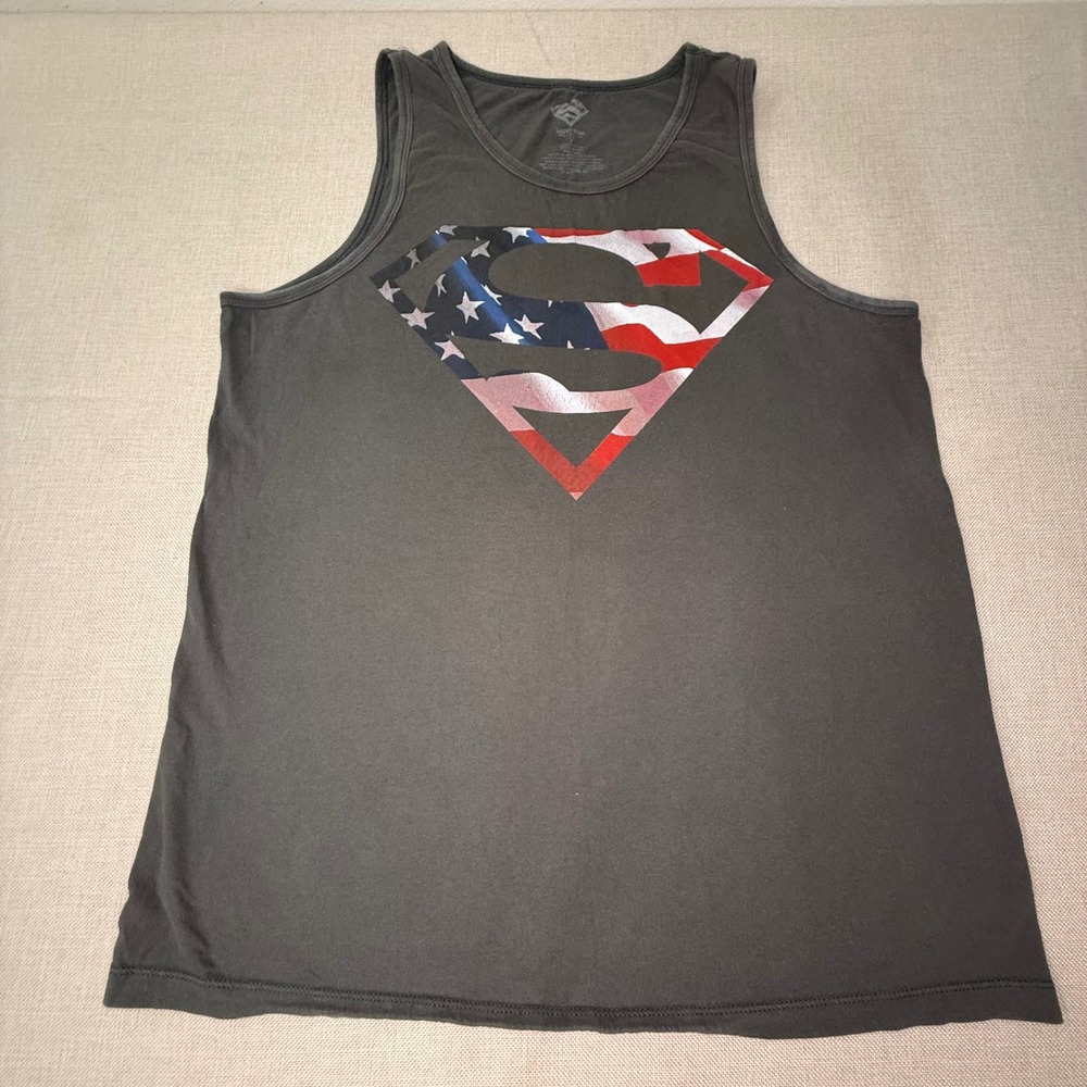 Superman American Flag Logo Tank Top Mens Large Gray Cotton DC Comics Shield L